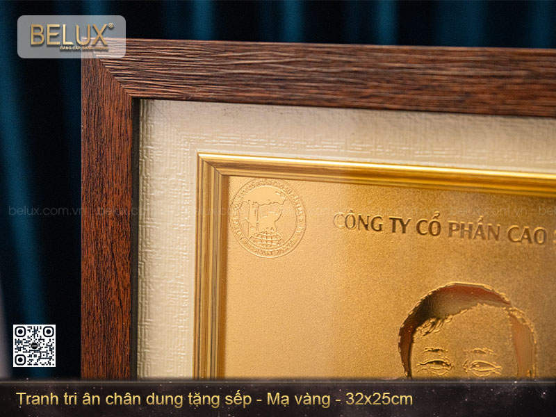 Tranh tri ân chân dung tặng sếp mạ vàng theo yêu cầu kt 32x25cm&nbsp;